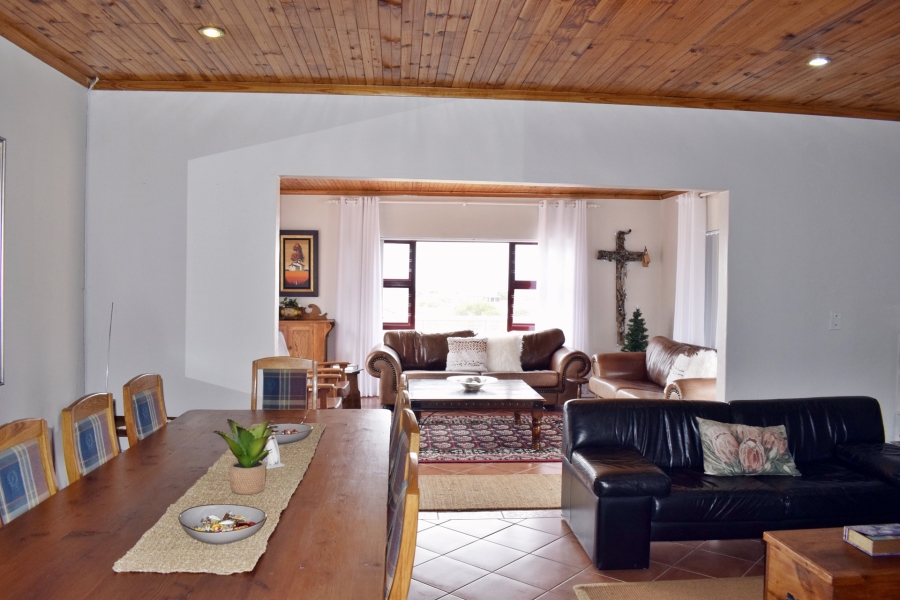 3 Bedroom Property for Sale in Struisbaai Western Cape
